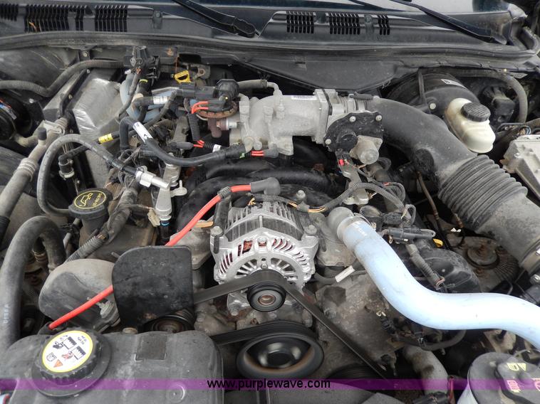 image for item D8137 2006 Ford Crown Victoria Police Interceptor