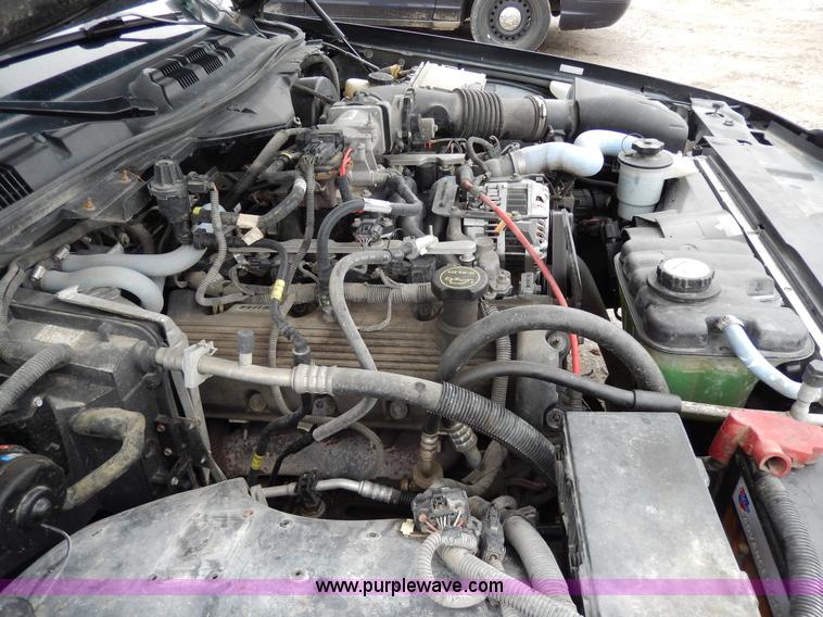 image for item D8137 2006 Ford Crown Victoria Police Interceptor