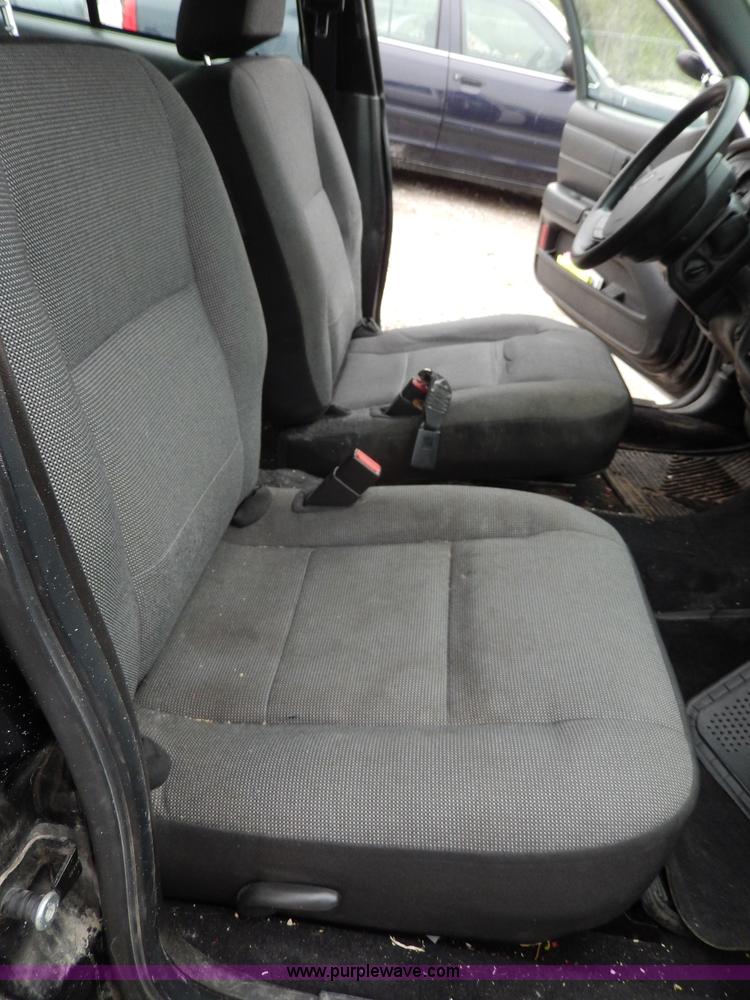 image for item D8137 2006 Ford Crown Victoria Police Interceptor