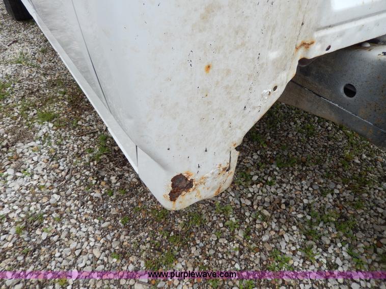 image for item D8138 1993 Ford F350 XL Crew Cab truck cab and chassis