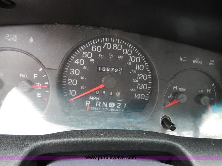 image for item D8139 2000 Ford Crown Victoria Police Interceptor