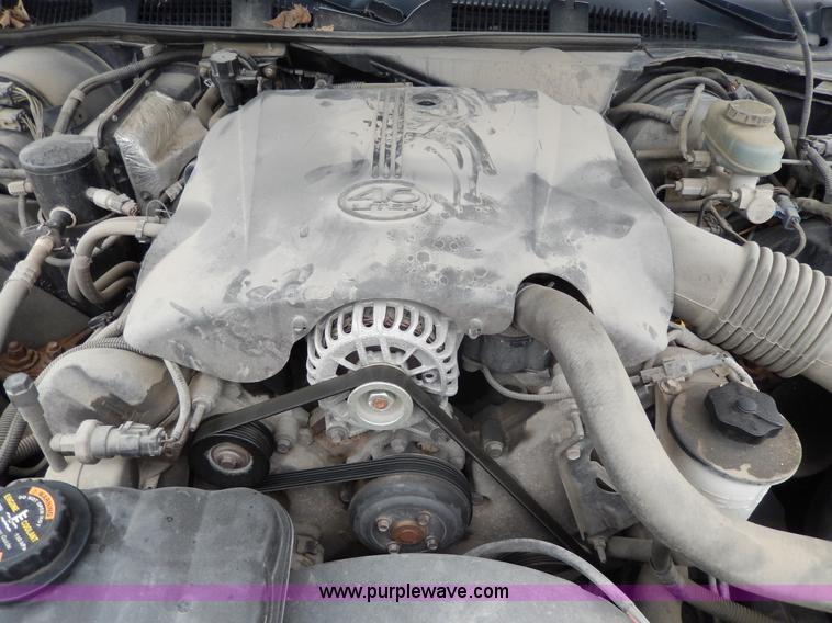 image for item D8139 2000 Ford Crown Victoria Police Interceptor