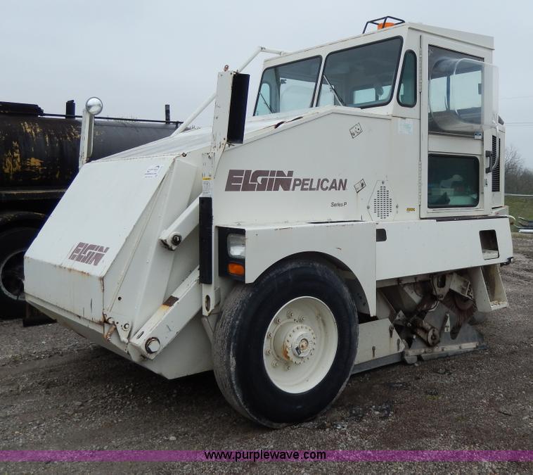 image for item D8140 1997 Elgin Pelican Series P sweeper