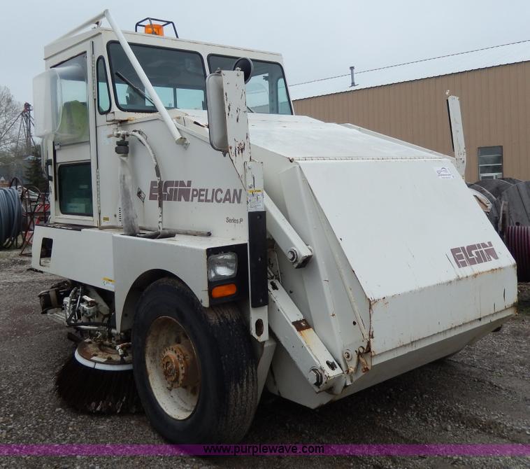 image for item D8140 1997 Elgin Pelican Series P sweeper