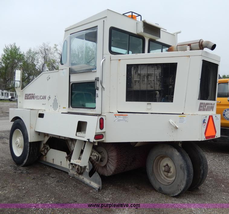 image for item D8140 1997 Elgin Pelican Series P sweeper