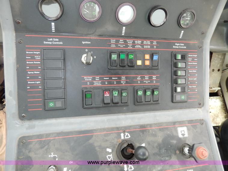 image for item D8140 1997 Elgin Pelican Series P sweeper