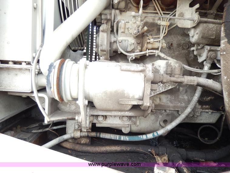 image for item D8140 1997 Elgin Pelican Series P sweeper