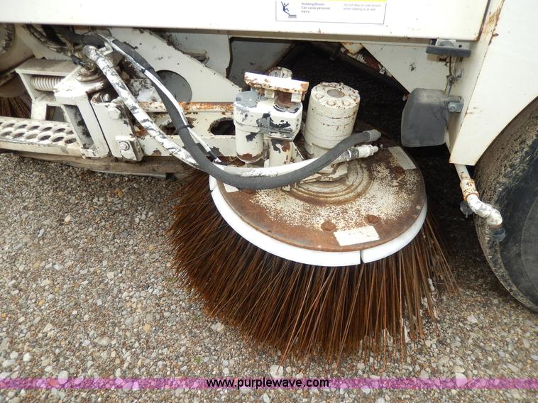 image for item D8140 1997 Elgin Pelican Series P sweeper