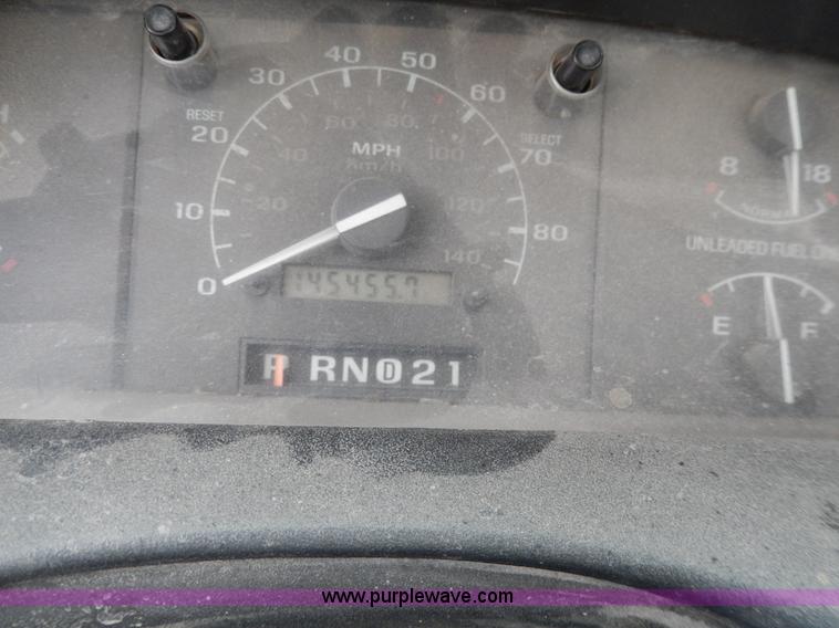 image for item D8141 1994 Ford F150 service truck