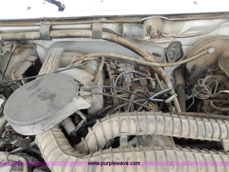 image for item D8141 1994 Ford F150 service truck