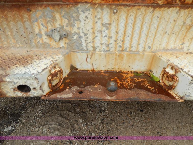 image for item D8141 1994 Ford F150 service truck