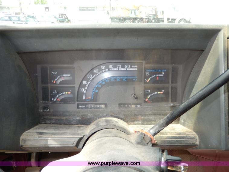 image for item D8147 1989 Chevrolet Astro van