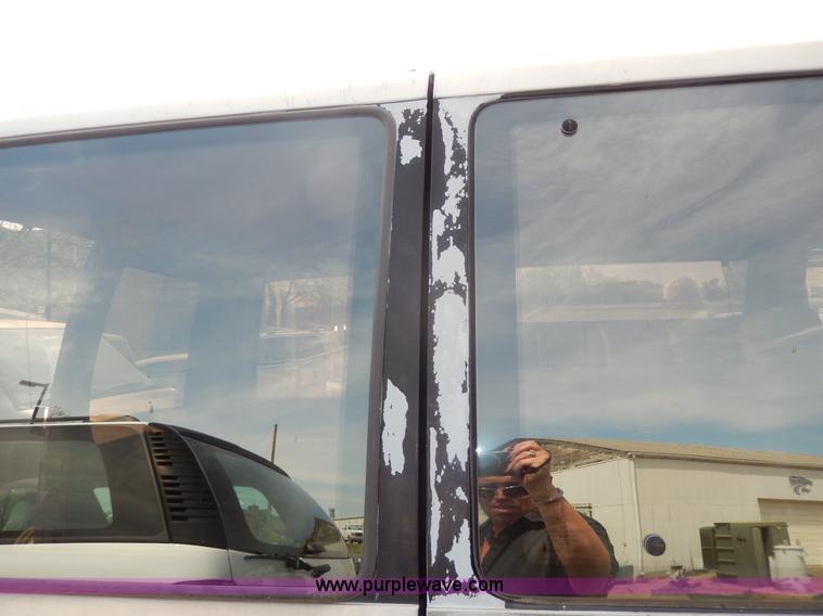 image for item D8147 1989 Chevrolet Astro van