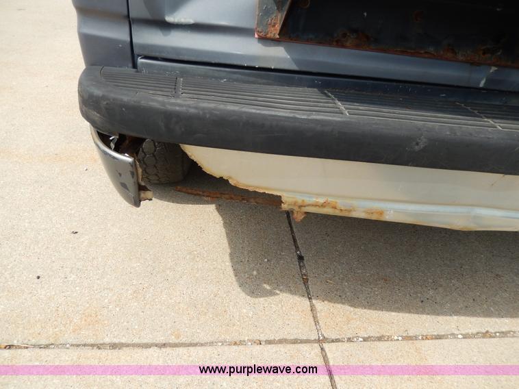 image for item D8148 1986 Chevrolet Astro Sport van