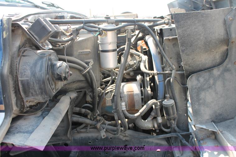 image for item E3335 1989 GMC TopKick 7000 EMS building maintenance truck