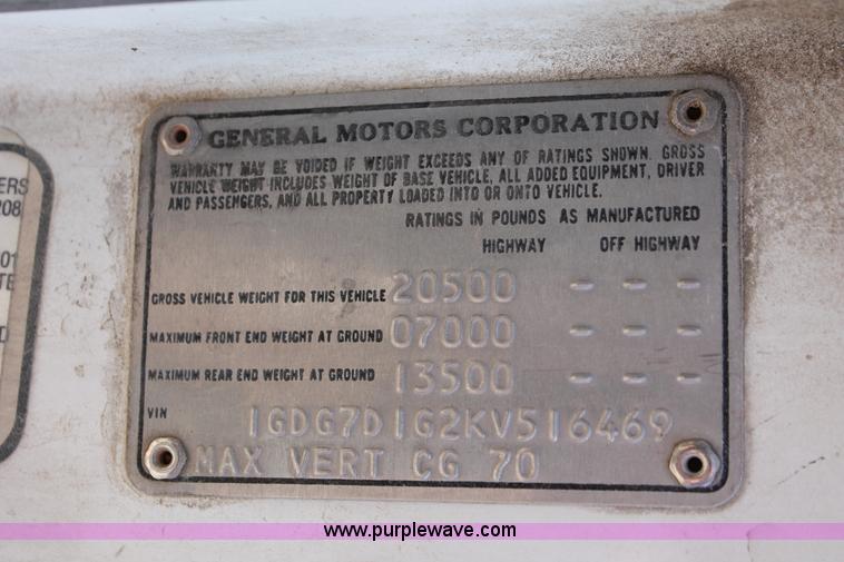 image for item E3335 1989 GMC TopKick 7000 EMS building maintenance truck