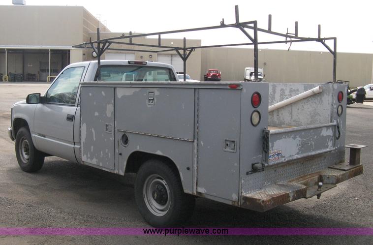 image for item E3471 1995 Chevrolet 2500 utility truck