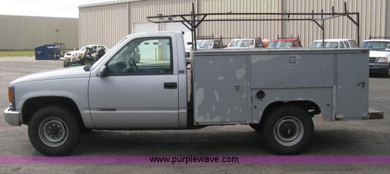 image for item E3471 1995 Chevrolet 2500 utility truck