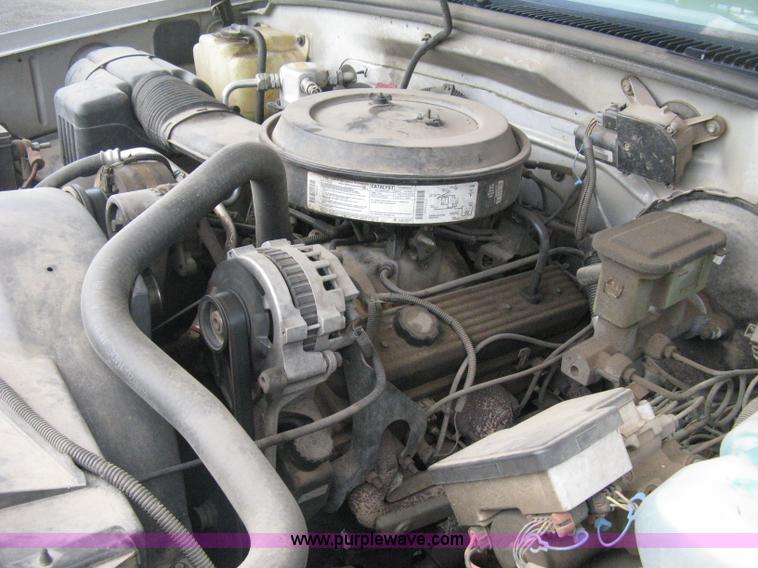 image for item E3471 1995 Chevrolet 2500 utility truck