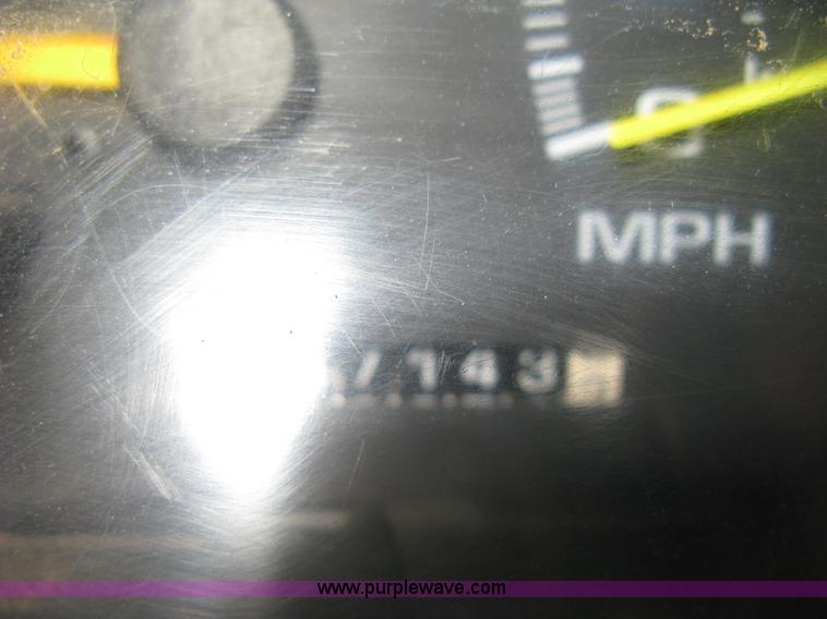 image for item E3471 1995 Chevrolet 2500 utility truck