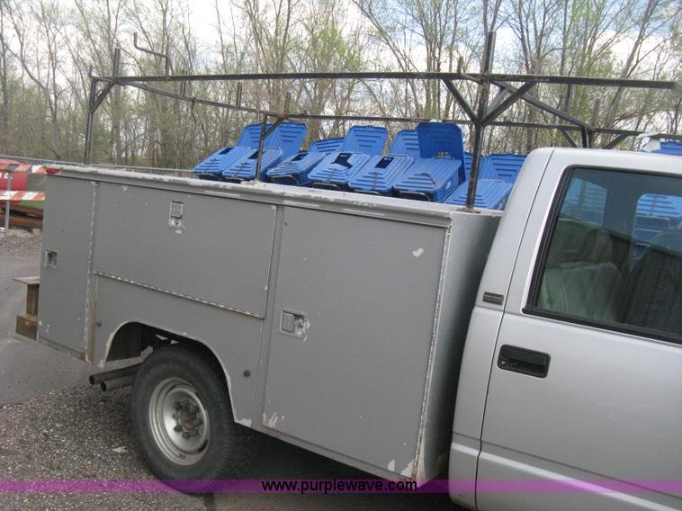 image for item E3471 1995 Chevrolet 2500 utility truck