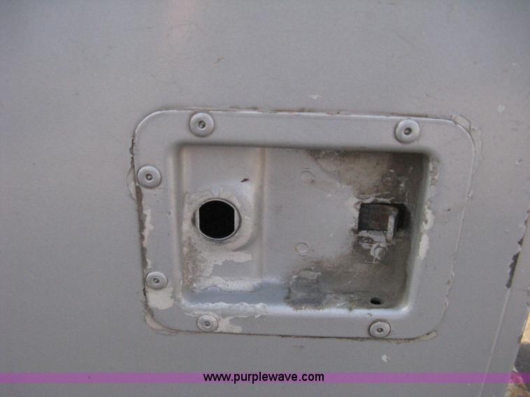 image for item E3471 1995 Chevrolet 2500 utility truck