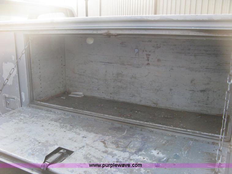 image for item E3471 1995 Chevrolet 2500 utility truck