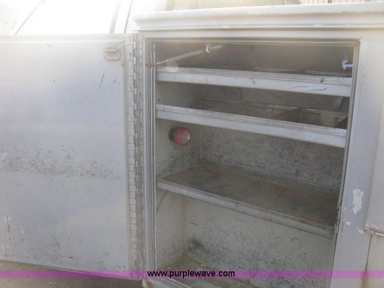 image for item E3471 1995 Chevrolet 2500 utility truck