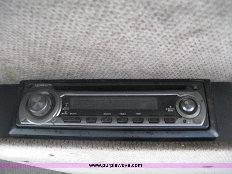 image for item E3472 2006 Allianz MX450 street sweeper