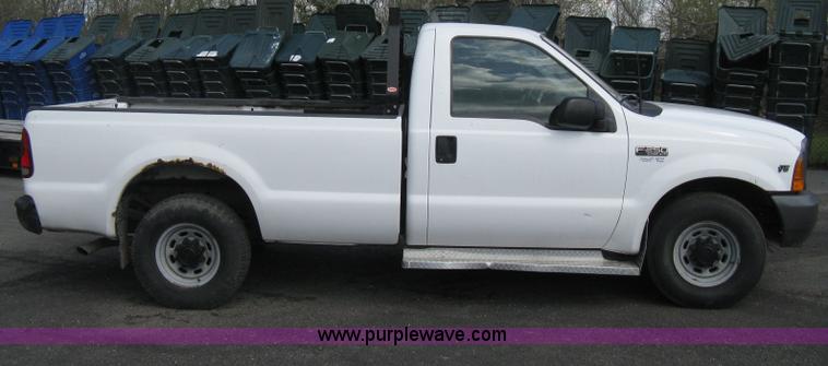 image for item E3474 2000 Ford F250 XLT Super Duty pickup truck