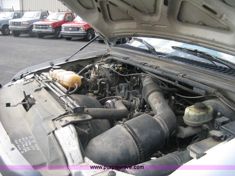 image for item E3474 2000 Ford F250 XLT Super Duty pickup truck