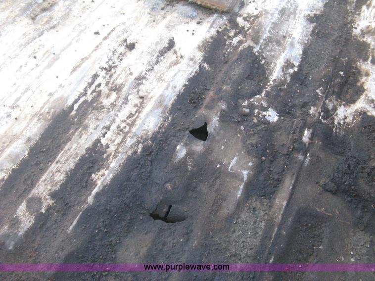 image for item E3474 2000 Ford F250 XLT Super Duty pickup truck