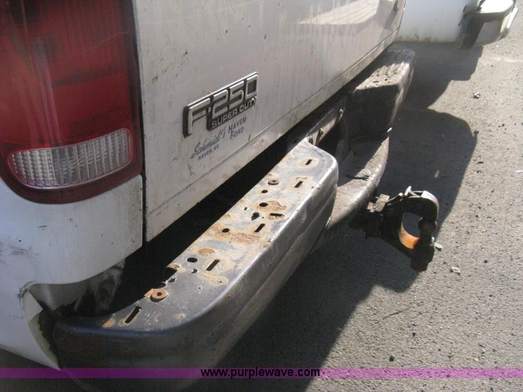 image for item E3474 2000 Ford F250 XLT Super Duty pickup truck