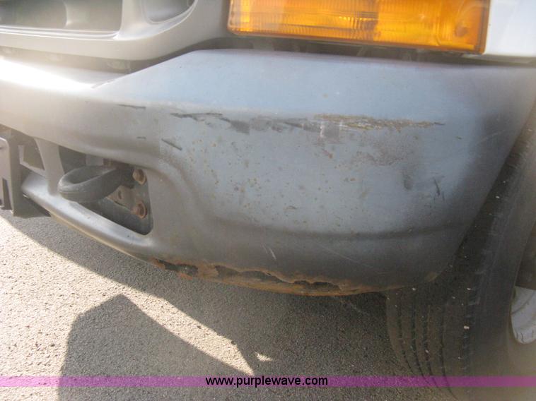 image for item E3474 2000 Ford F250 XLT Super Duty pickup truck