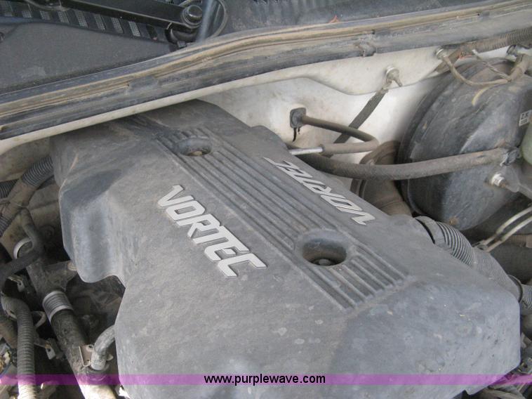 image for item E3475 2000 Chevrolet Silverado 1500 pickup truck