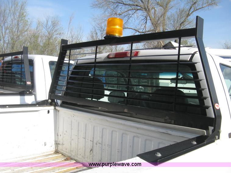 image for item E3475 2000 Chevrolet Silverado 1500 pickup truck