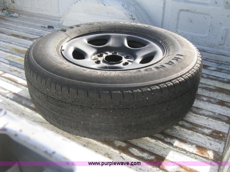 image for item E3475 2000 Chevrolet Silverado 1500 pickup truck