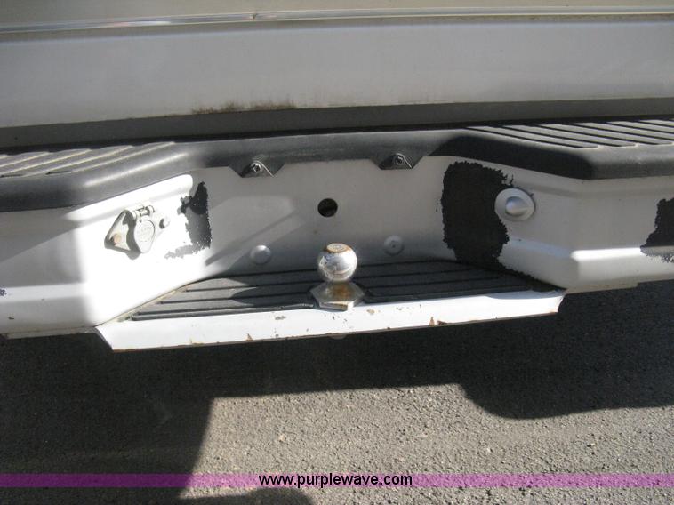 image for item E3476 1996 Ford F150 XLT pickup truck