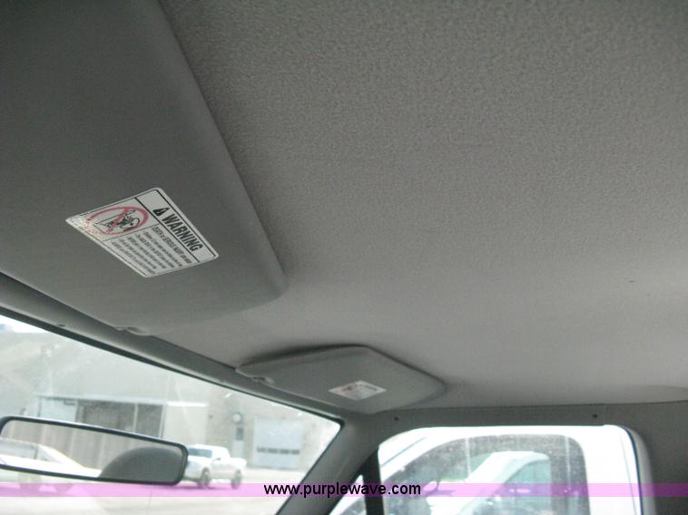 image for item E3477 1996 Ford F150 XL pickup truck