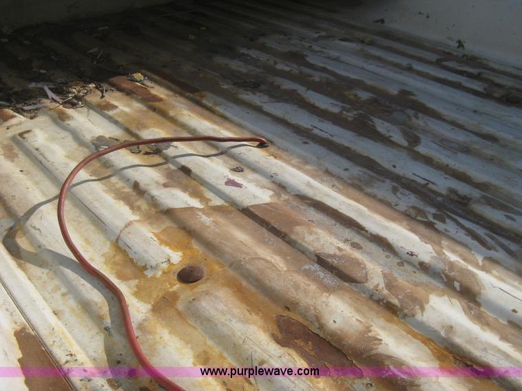 image for item E3477 1996 Ford F150 XL pickup truck