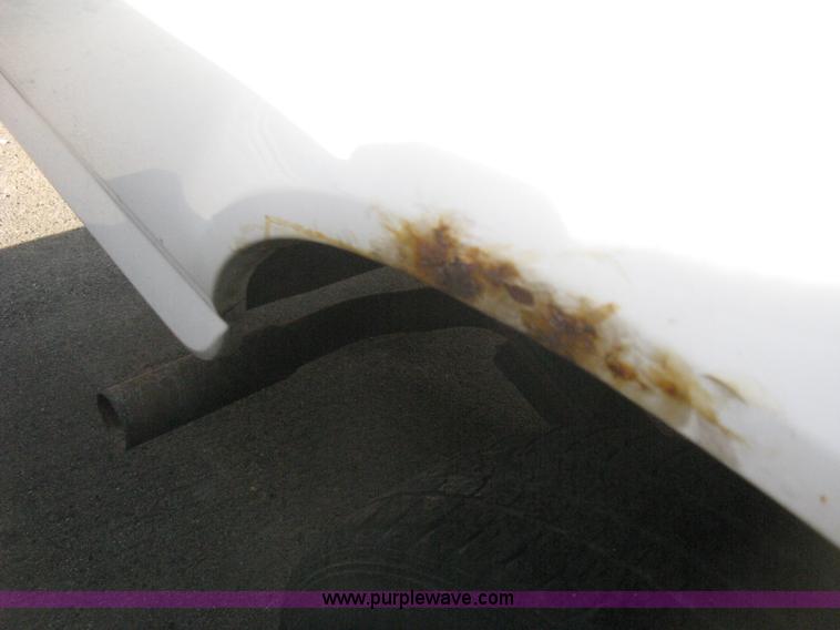 image for item E3477 1996 Ford F150 XL pickup truck