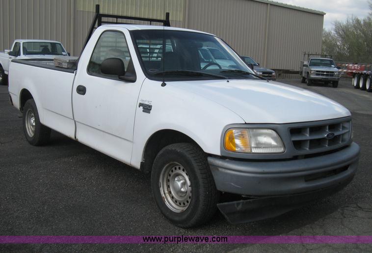 image for item E3478 1998 Ford F150 XL Pickup truck