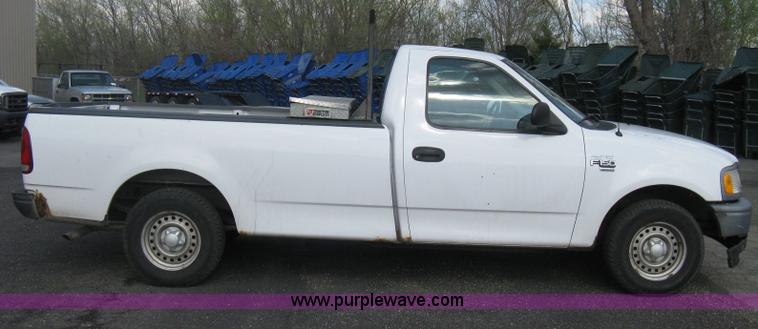 image for item E3478 1998 Ford F150 XL Pickup truck