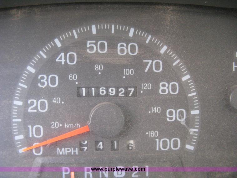 image for item E3478 1998 Ford F150 XL Pickup truck