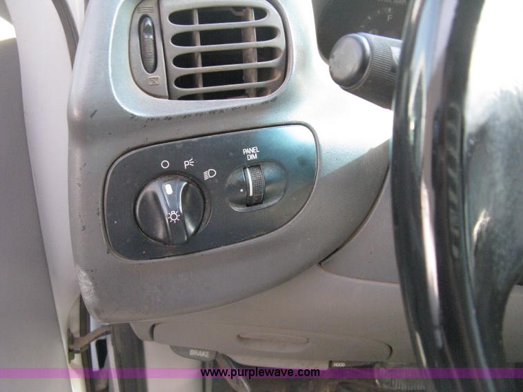 image for item E3478 1998 Ford F150 XL Pickup truck