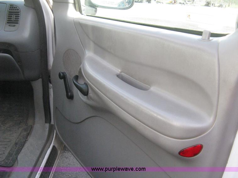 image for item E3478 1998 Ford F150 XL Pickup truck