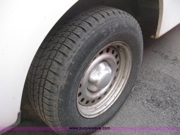 image for item E3478 1998 Ford F150 XL Pickup truck