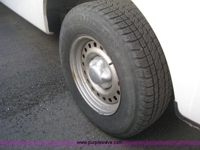 image for item E3478 1998 Ford F150 XL Pickup truck