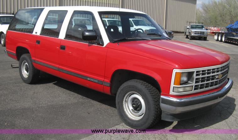 image for item E3479 1992 Chevrolet Suburban 1500 SUV