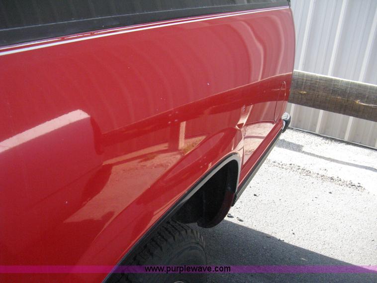 image for item E3479 1992 Chevrolet Suburban 1500 SUV